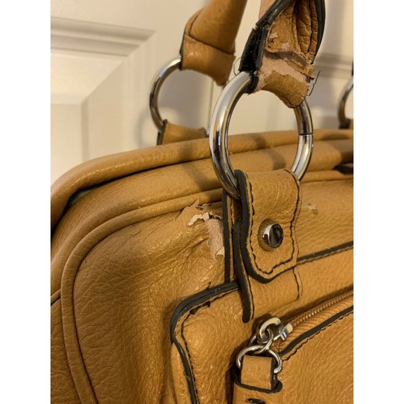 Medium JESSICA SIMPSON Gold Faux Leather Shoulder‎ HANDBAG  Distress - Picture 4 of 9